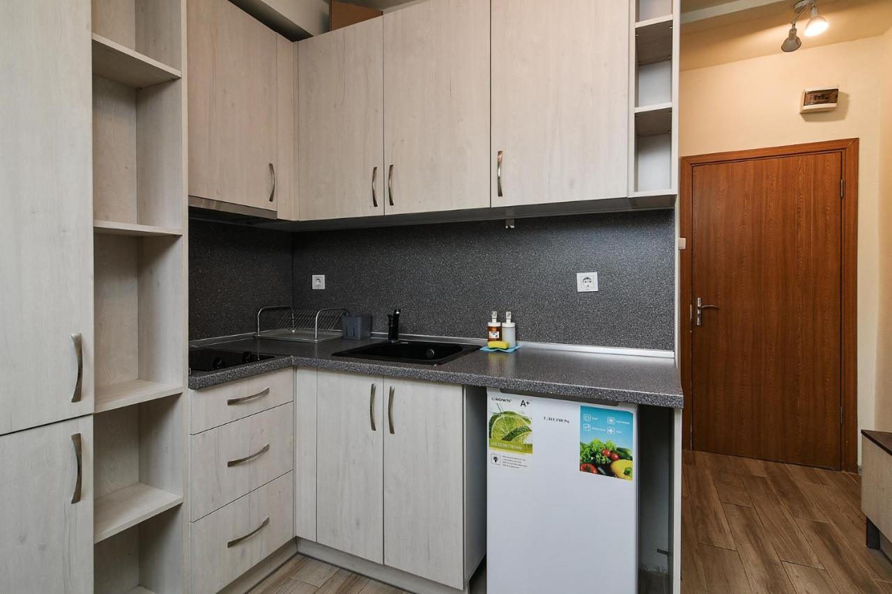 Small Studio On Budget In The Heart Of City Βάρνα Εξωτερικό φωτογραφία